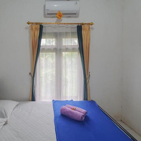Villa Pakis Residence Banyuwangi بانيووانجى المظهر الخارجي الصورة