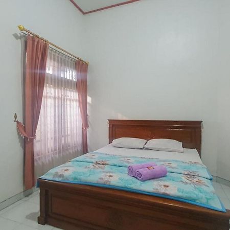 Villa Pakis Residence Banyuwangi بانيووانجى المظهر الخارجي الصورة