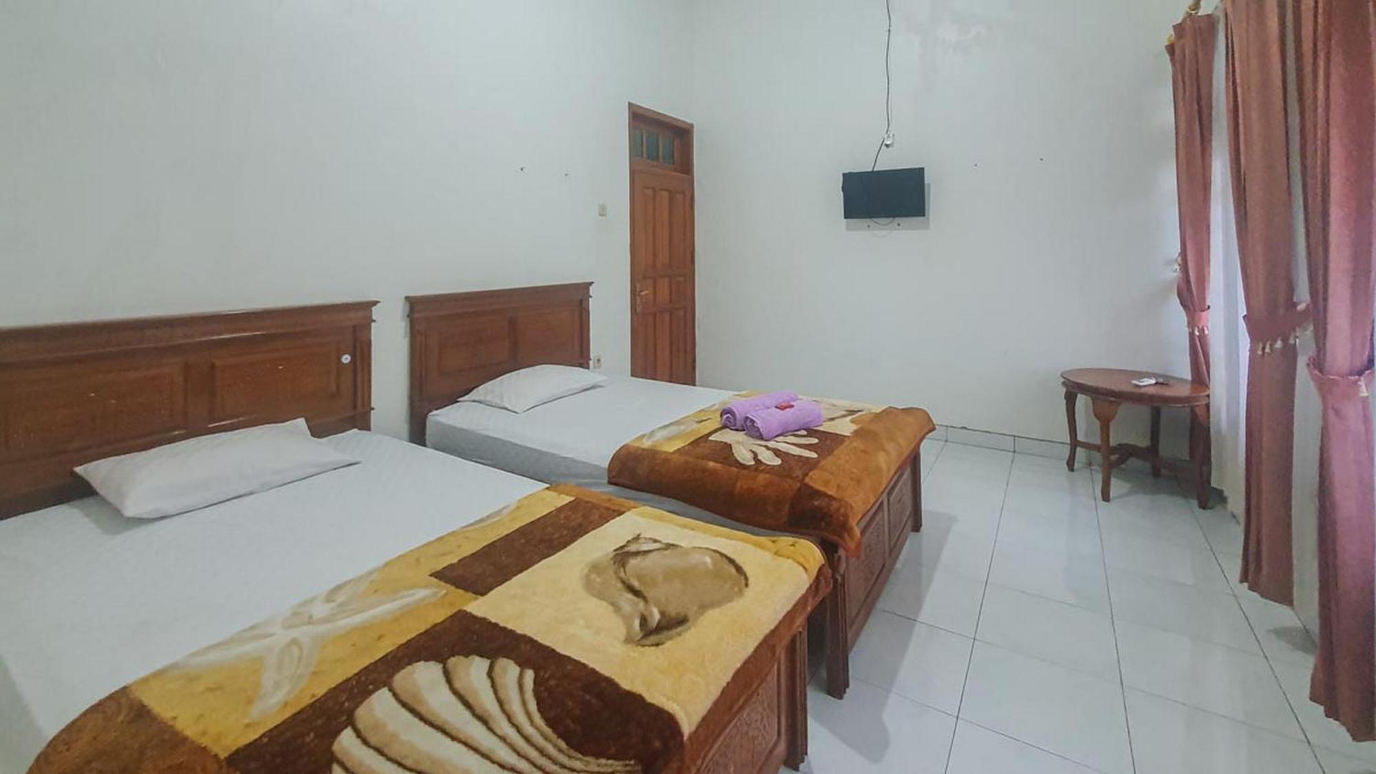 Villa Pakis Residence Banyuwangi بانيووانجى المظهر الخارجي الصورة