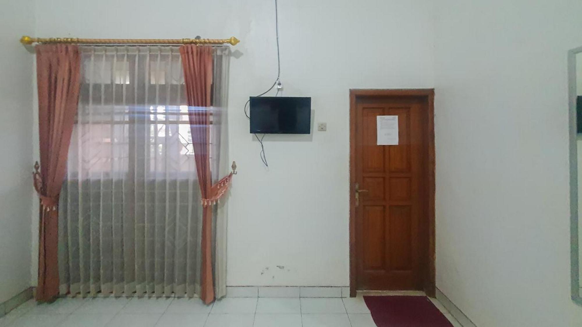 Villa Pakis Residence Banyuwangi بانيووانجى المظهر الخارجي الصورة