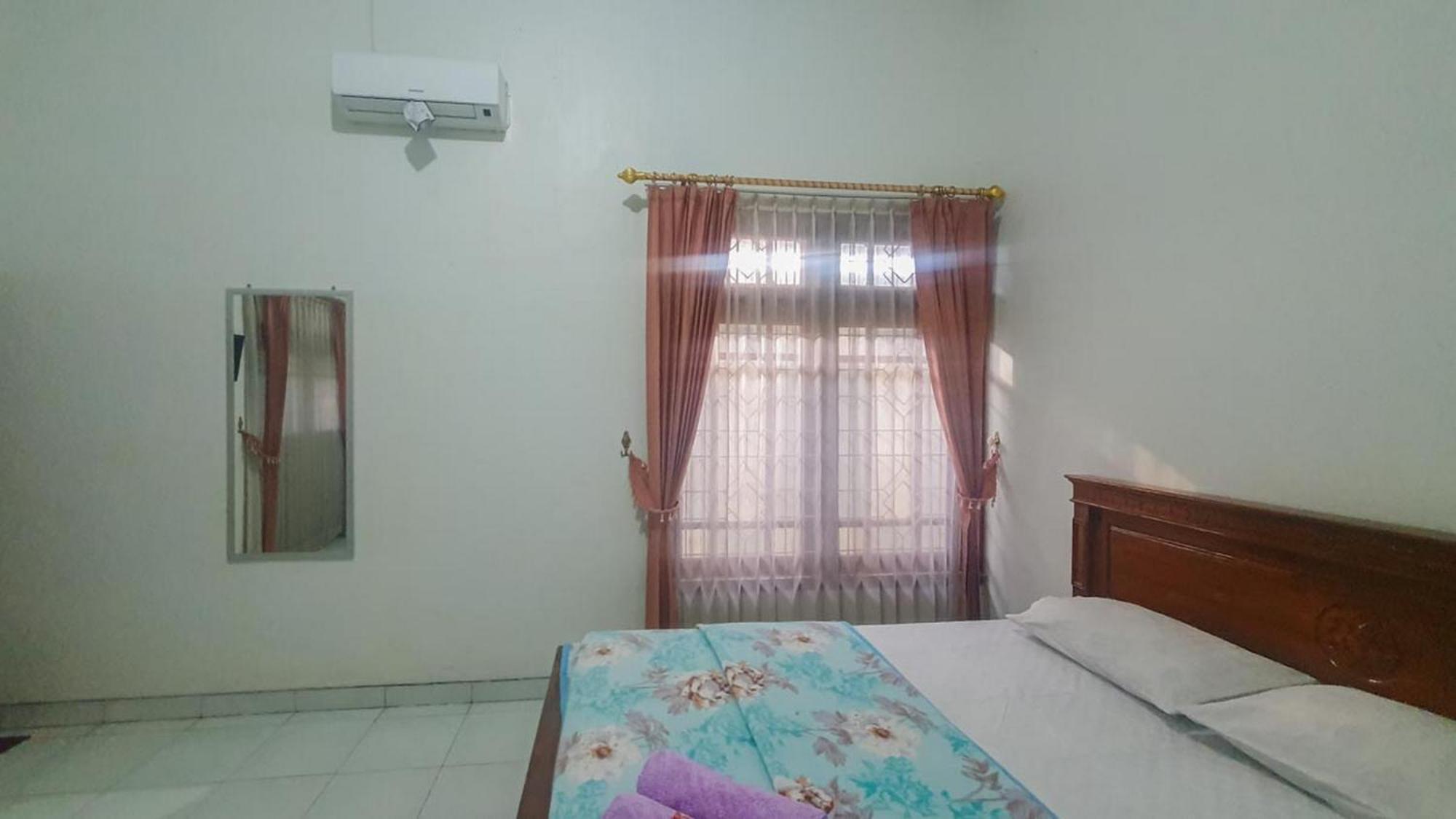 Villa Pakis Residence Banyuwangi بانيووانجى المظهر الخارجي الصورة