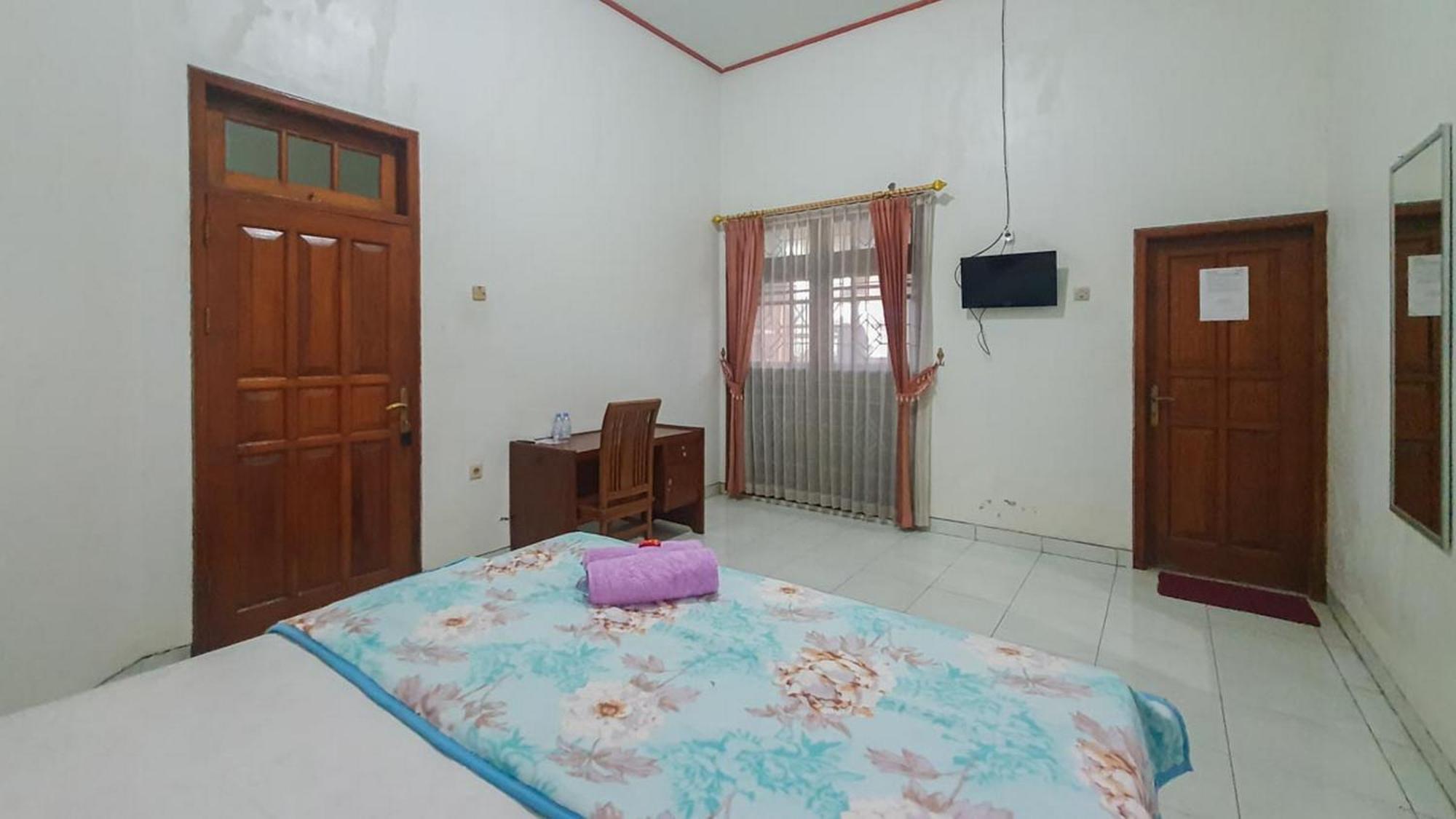 Villa Pakis Residence Banyuwangi بانيووانجى المظهر الخارجي الصورة